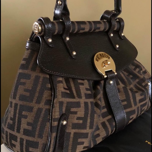 AuthenticVintage Borsa 9.8/10 condition - Picture 1 of 2